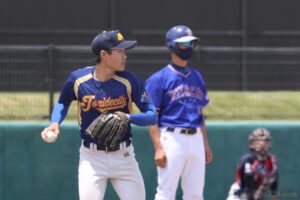 ピッチャーフライで2死